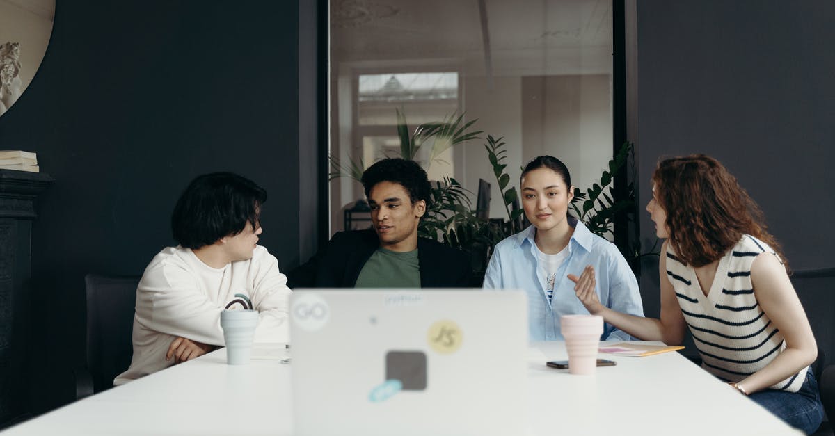 How are some channels creating Minecraft 'Timelapse' videos, pausing gameplay yet moving the camera? - People in a Meeting How are some channels creating Minecraft 'Timelapse' videos, pausing gameplay yet moving the camera? - People in a Meeting