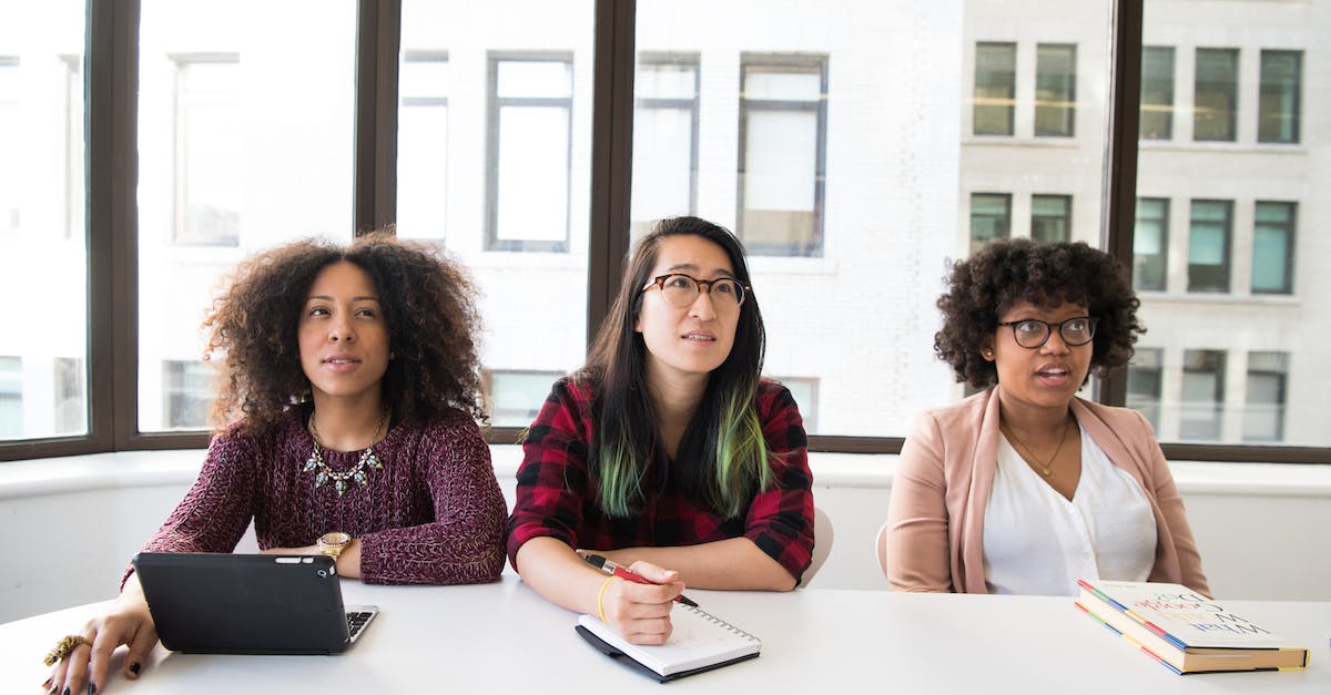 How can I be an effective engineer on Blu team without resorting to the Gunslinger? - Photo Of Women Listening During Discussion How can I be an effective engineer on Blu team without resorting to the Gunslinger? - Photo Of Women Listening During Discussion