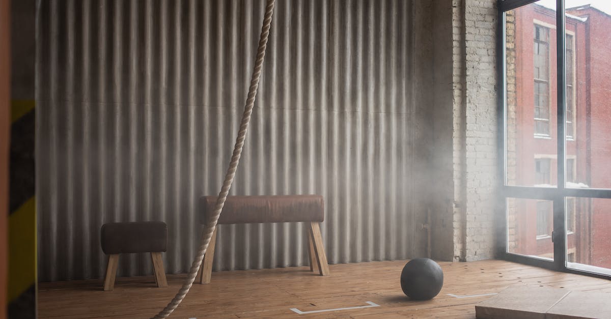 How can I change the window size of Cave Story+? - Battle rope and slam ball on floor in gym