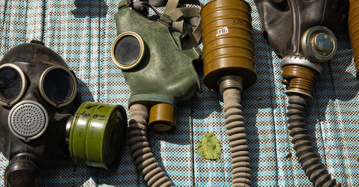 How can I filter quests for the actual region or at least for my level? - Green and Black Gas Mask How can I filter quests for the actual region or at least for my level? - Green and Black Gas Mask