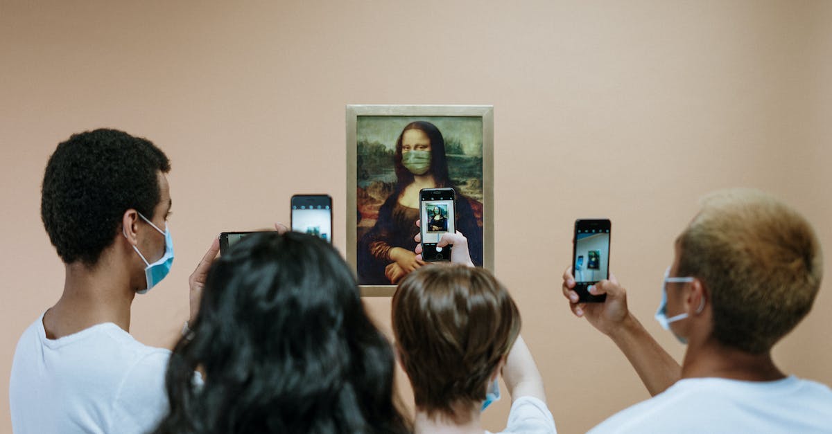 How can I get President Kimball to retreat to the safe room during the Arizona Killer quest? - People Taking Picture of A Painting Of Mona LIsa With Face Mask