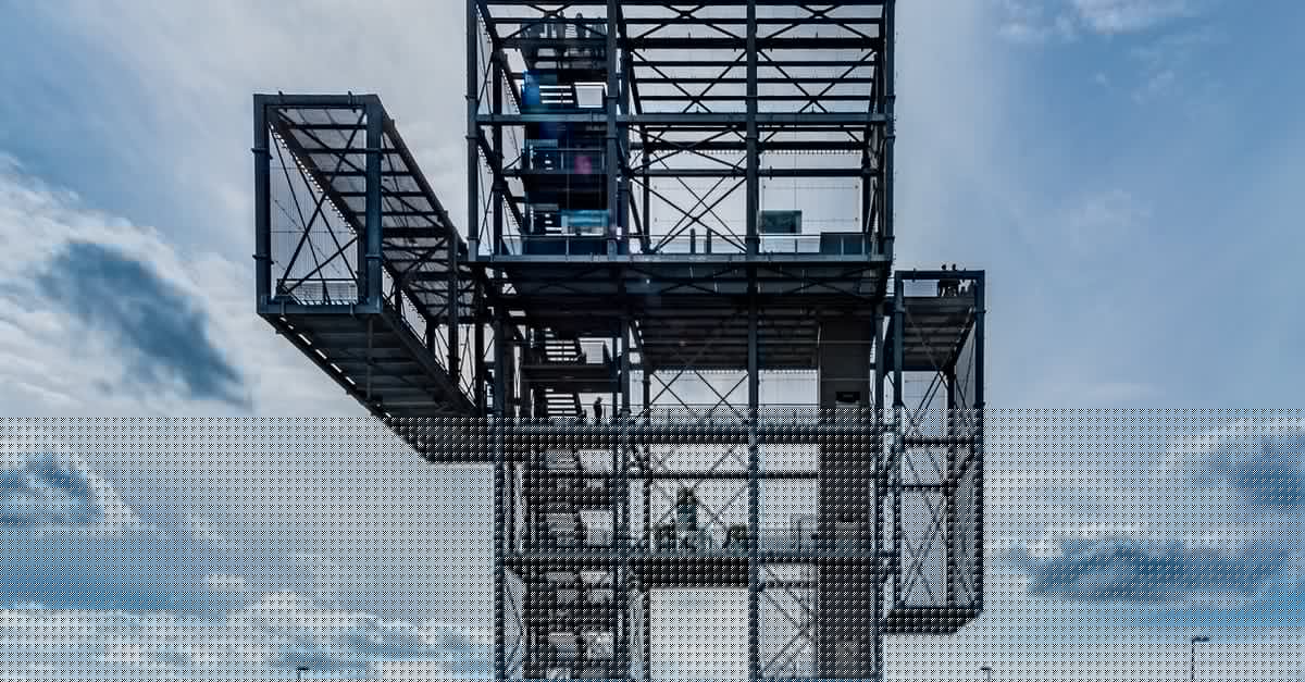 How can I import worlds from Minecraft Bedrock into Minecraft Java? - White Metal High-rise Viewing Deck Building