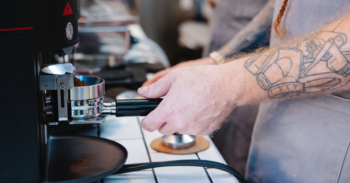 How can I make Arrow fountains using spawners? - Tattooed man preparing coffee with coffee machine How can I make Arrow fountains using spawners? - Tattooed man preparing coffee with coffee machine