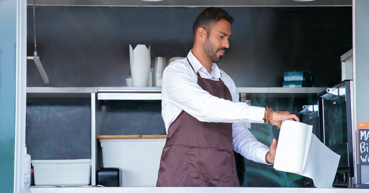 How can I make my TF2 server public? - Waiter standing at food truck counter with paper towel