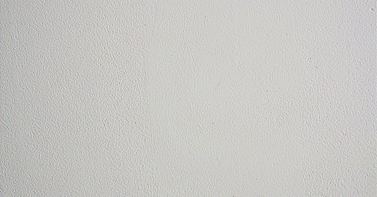 How can I make the crosshair attack indicator have a solid color? - White Wall Paint