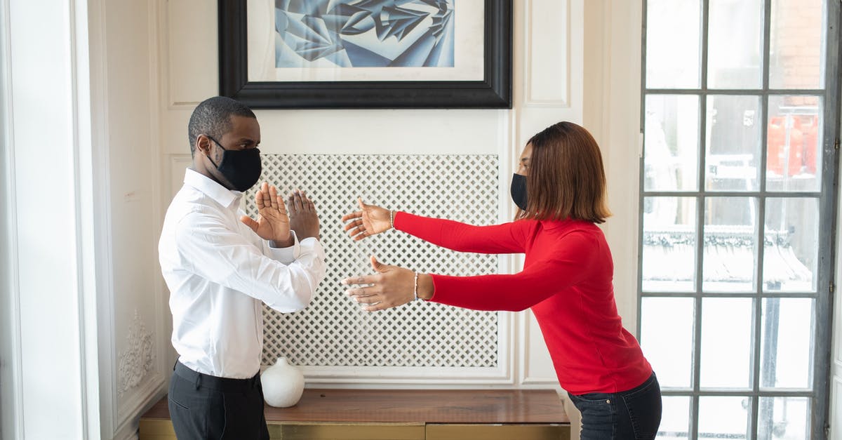 How can I stop seeing the migration cape on other players? - Black boss in fabric mask showing no gesture against partner How can I stop seeing the migration cape on other players? - Black boss in fabric mask showing no gesture against partner