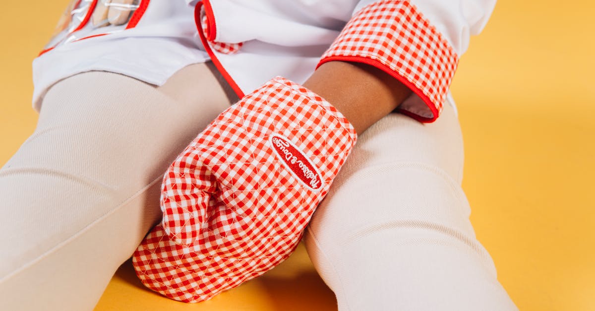How can I tell who owns a Ready to Install game? - Little child wearing chef uniform with oven glove How can I tell who owns a Ready to Install game? - Little child wearing chef uniform with oven glove