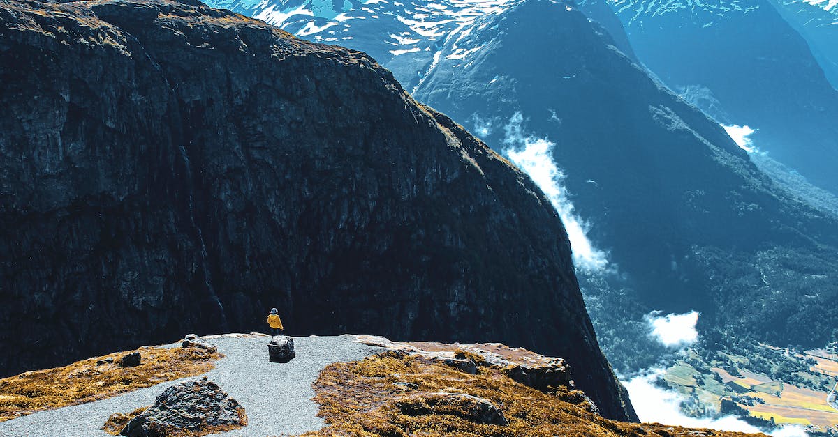 How come I can't climb the sewer's grids in Fez? - Photography of Mountain Range