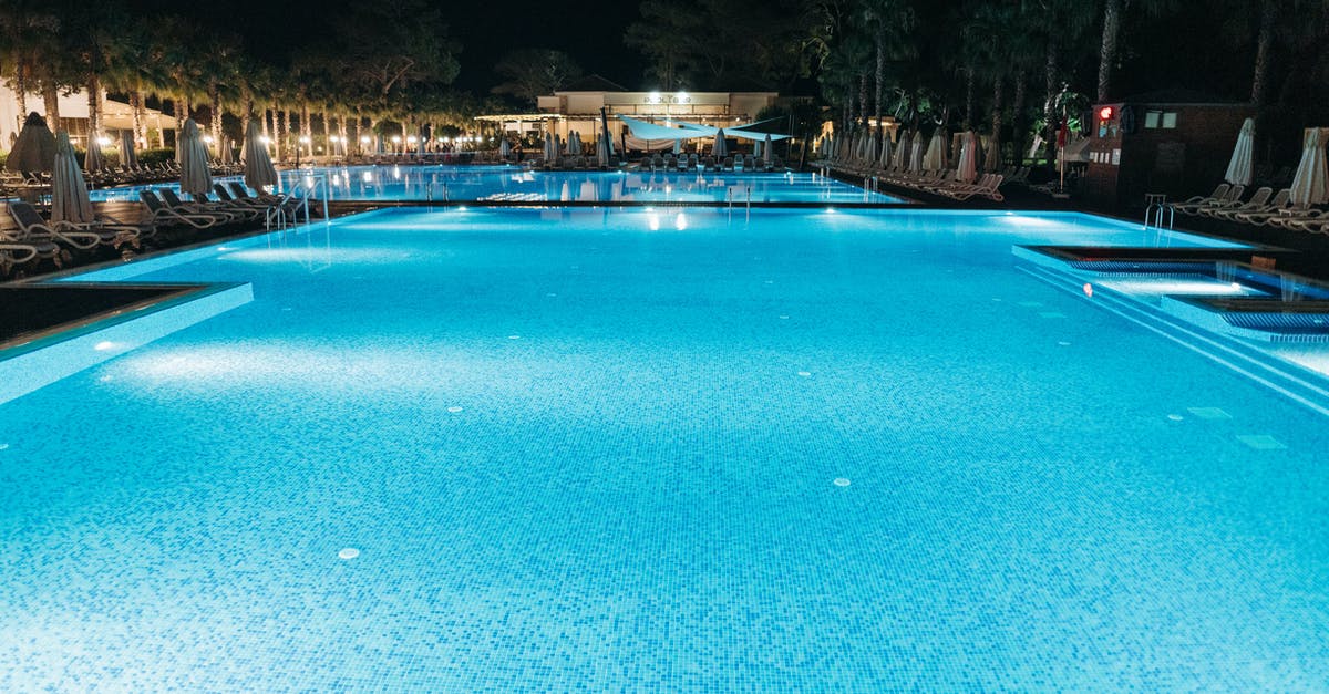 How do I get Big out of the Underpant King's throne? - Swimming Pools with Blue Water