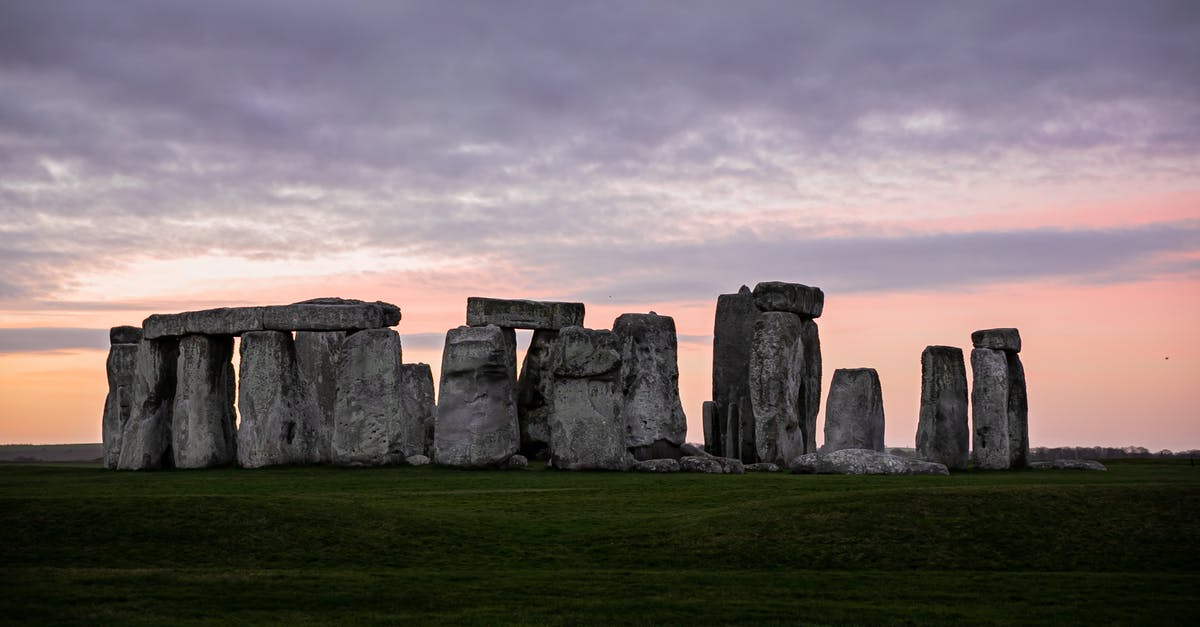 How do I reduce mouse sensitivity in Seven Kingdoms: Ancient Adversaries (7KAA)? - Landscape Photo of Stonehenge 