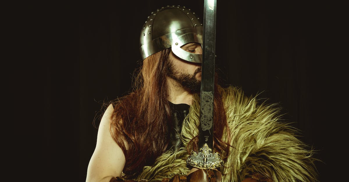 How do I spawn a skeleton with enchanted leather armor riding a creeper? [duplicate] - A Bearded Man in Warrior Costume