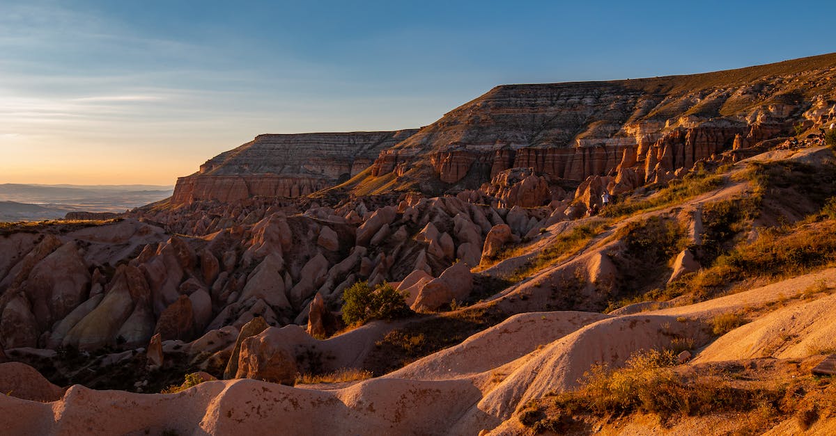 How do I spread taint to a certain area in Thaumcraft? - Geological Formations Under Blue Sky