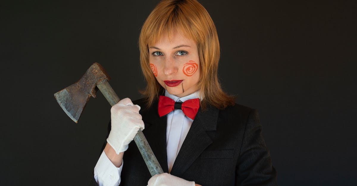 How do I unwield a weapon of distortion without being banished? - Woman Holding an Axe How do I unwield a weapon of distortion without being banished? - Woman Holding an Axe