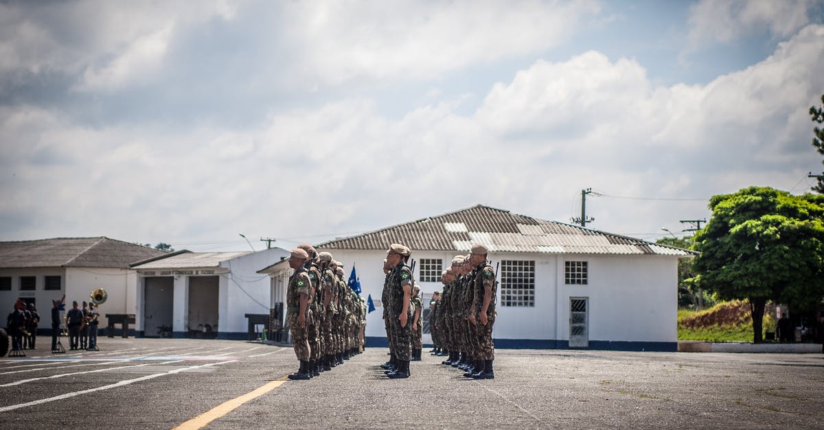 How do make the soldiers change uniform? - Soldiers Standing in Rows How do make the soldiers change uniform? - Soldiers Standing in Rows