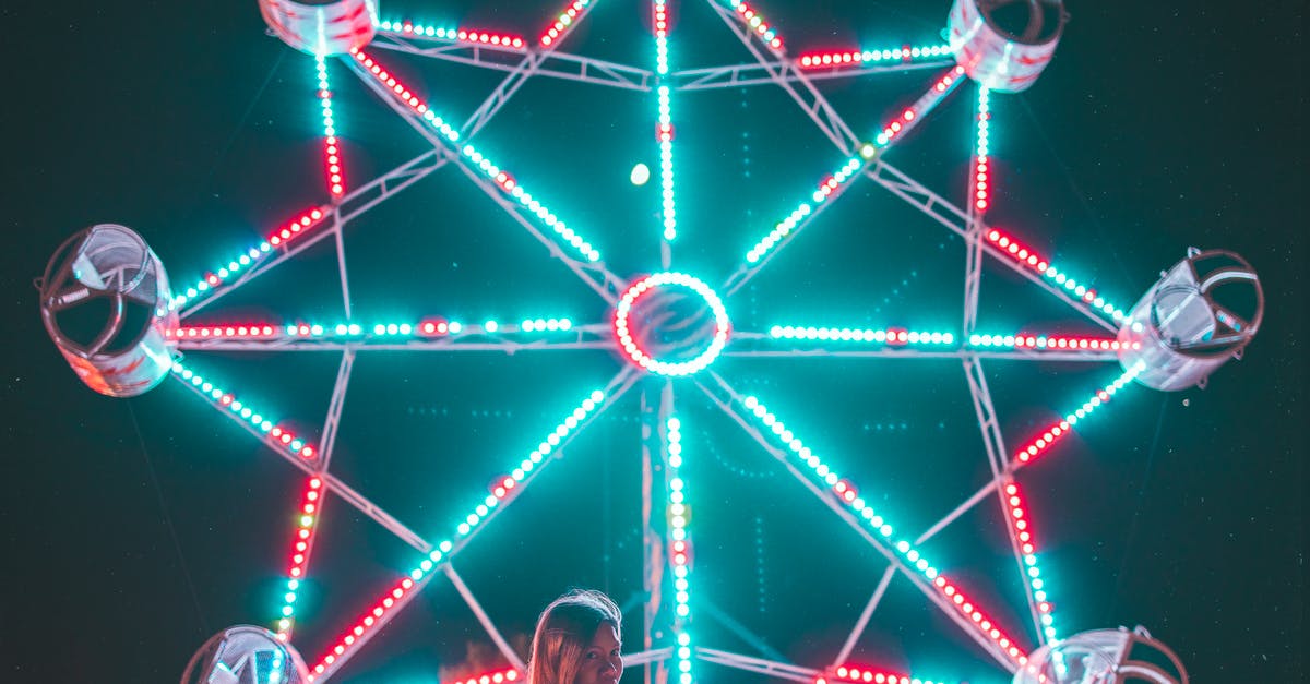 How do you get a particle to spawn near a player? - Ferris Wheel at Night