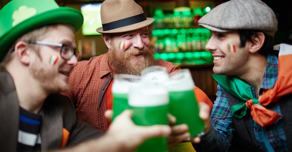 How do you get the green cap (reds hat)? - Friends at a Bar Cheering How do you get the green cap (reds hat)? - Friends at a Bar Cheering