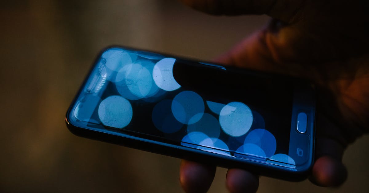 how do you run minecraft pc manually? - Person Holding Black Android Smartphone how do you run minecraft pc manually? - Person Holding Black Android Smartphone