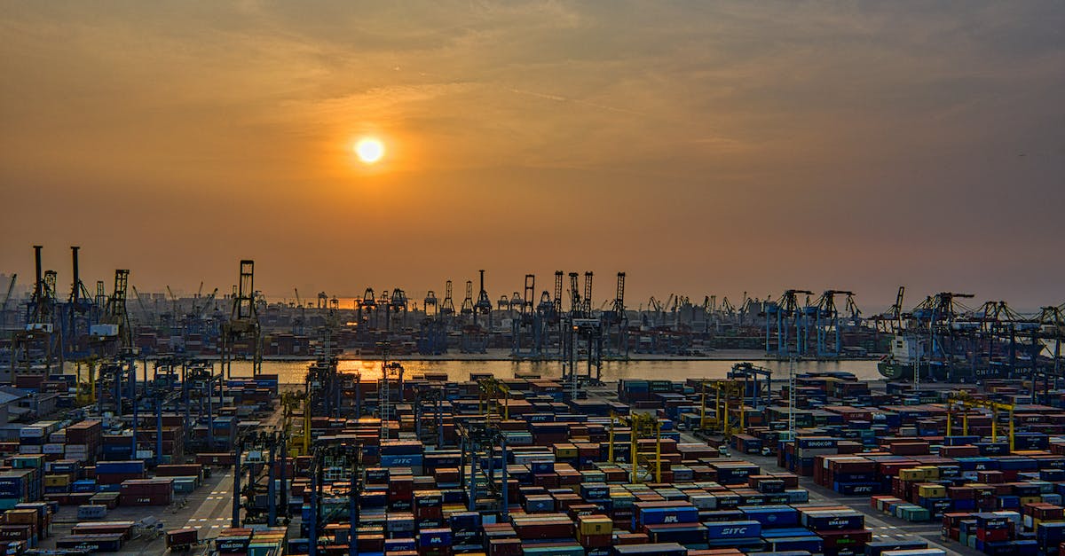 How does city resource trading work? - Seaport during Golden Hour