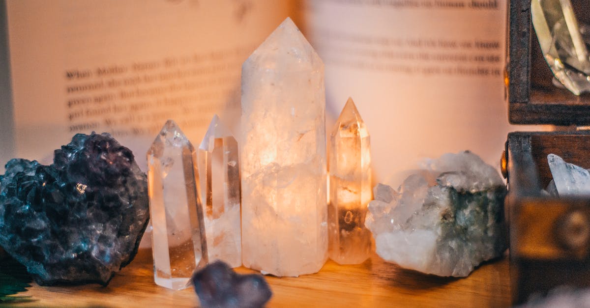 How does healing prioritize for a Templar? - White and Gray Stone on Brown Wooden Table