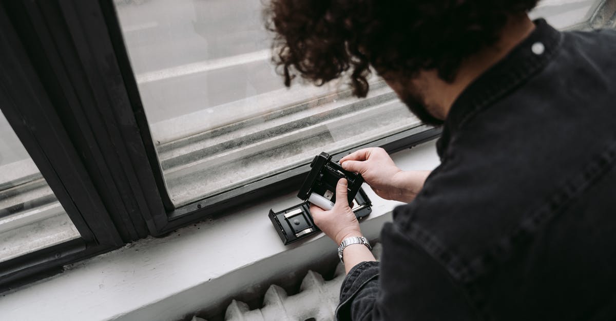 How does the light gun work for Duck Hunt? - Man in Black Jacket Holding Black Dslr Camera How does the light gun work for Duck Hunt? - Man in Black Jacket Holding Black Dslr Camera