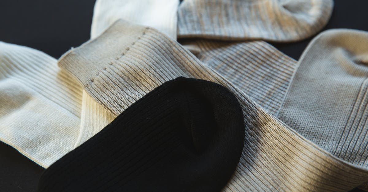 How is the new 3DS different from the previous 3DS? - Collection of striped cotton socks for man How is the new 3DS different from the previous 3DS? - Collection of striped cotton socks for man