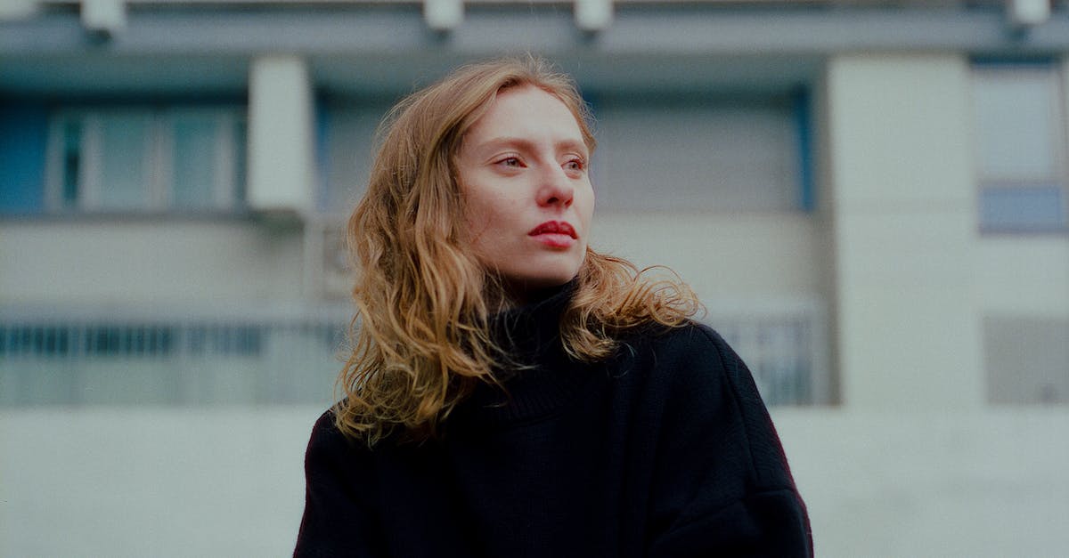 How long do I have to wait before I can craft another shit nugget? - Redhead Woman with Long Wavy Hair Standing Before Residential Building How long do I have to wait before I can craft another shit nugget? - Redhead Woman with Long Wavy Hair Standing Before Residential Building