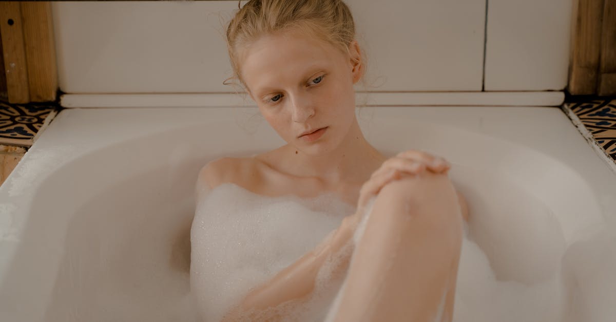 How long does it take for a dead body to disappear? [duplicate] - Woman Taking Bath