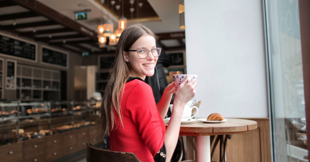 How long will food stay hot in The Long Dark? - Woman In Red Long Sleeve Dress Eating Breakfast On Cafeteria