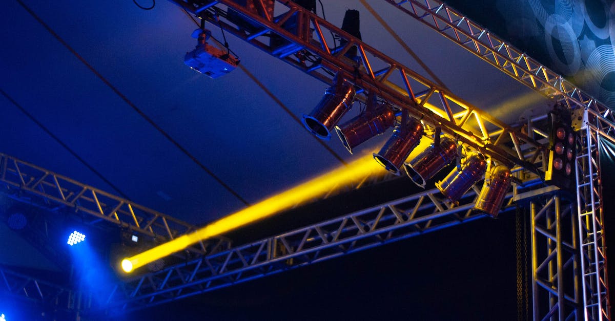 How many Expert Stages are there and how are they Unlocked? - Lightning equipment on dark stage How many Expert Stages are there and how are they Unlocked? - Lightning equipment on dark stage