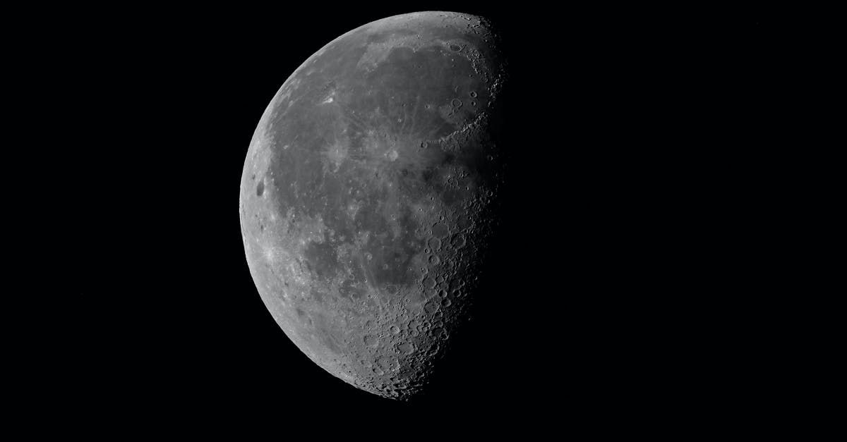 How many science points can be obtained through experiments in the whole solar system? - Black and white surface of moon with craters with dark side on night sky