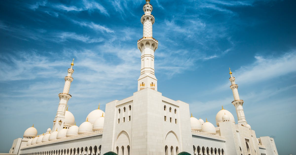 How many shots do temple have in Sky Temple? - White Painted Buildings Under Blue Sky How many shots do temple have in Sky Temple? - White Painted Buildings Under Blue Sky