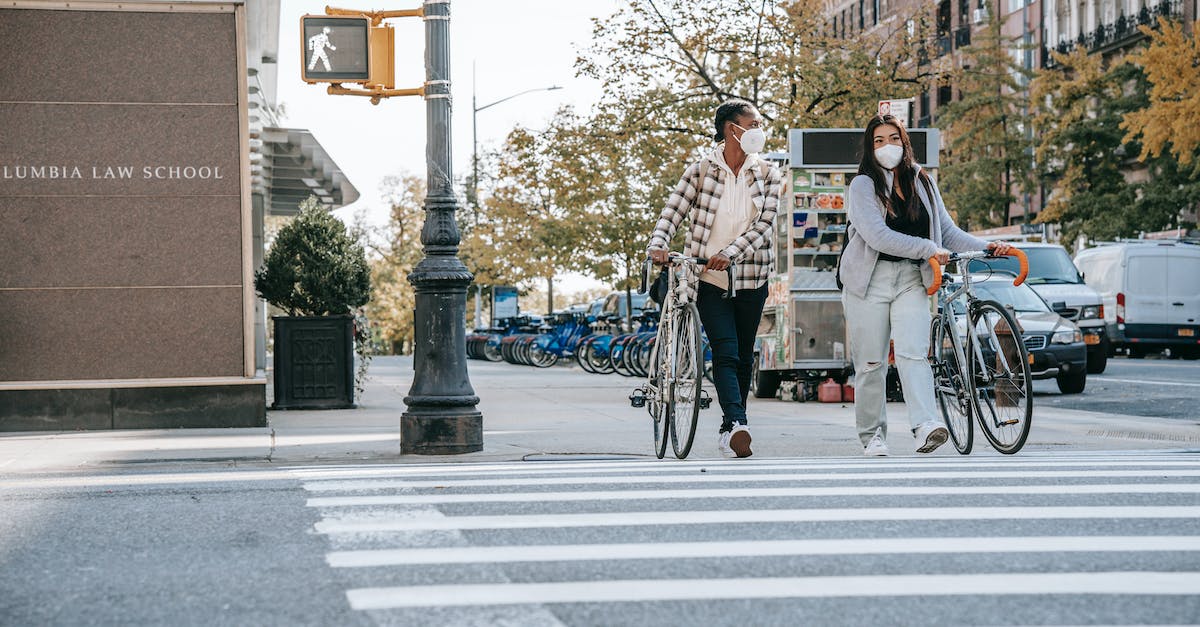 How should I build Krieg to prevent him dying a lot? - Anonymous diverse girlfriends with bicycles crossing city road
