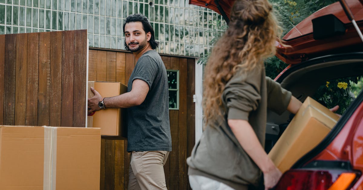 How to change the teleporters to only teleport to each other? - Couple in yard unloading car while moving house How to change the teleporters to only teleport to each other? - Couple in yard unloading car while moving house