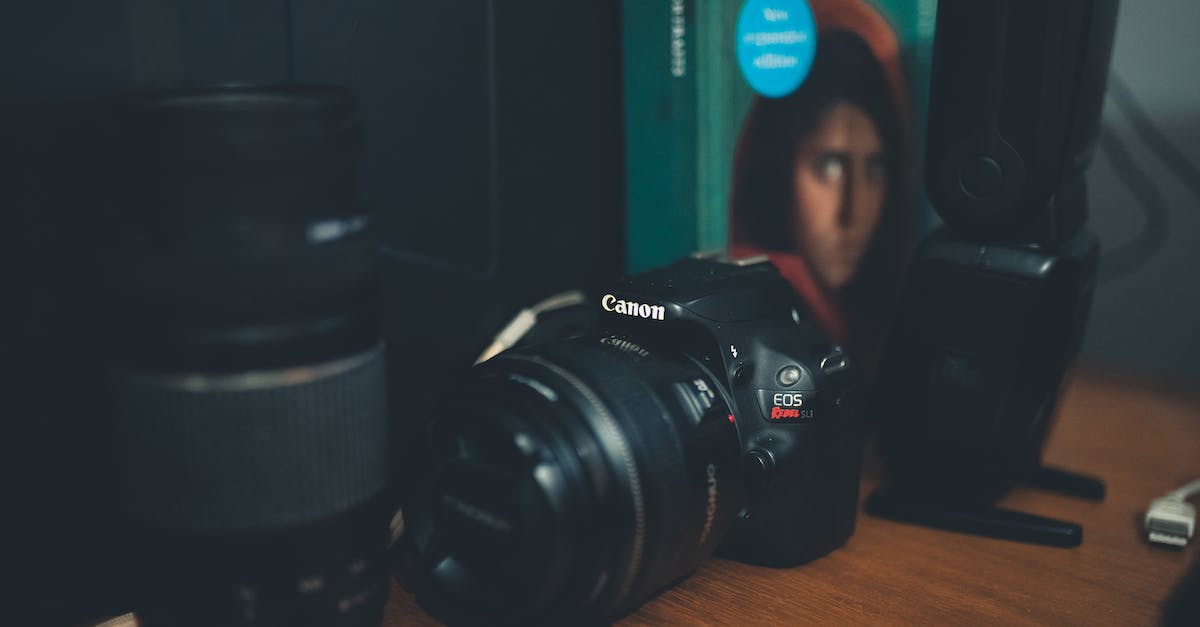 How to create a display - Photo camera with professional equipment on table