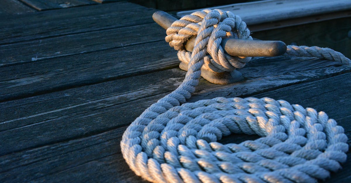 How to decide later when a ship is captured but the dock is full? - Brown Rope