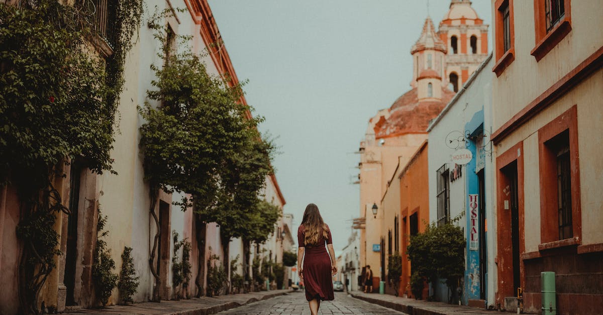 How to find the mystery person walking around - Free stock photo of alley, architecture, building How to find the mystery person walking around - Free stock photo of alley, architecture, building