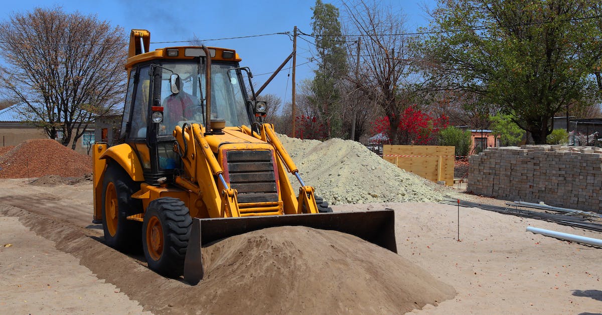 How to load the Nether of a Bukkit-powered server into MCEdit? - Yellow Loader at Construction Site