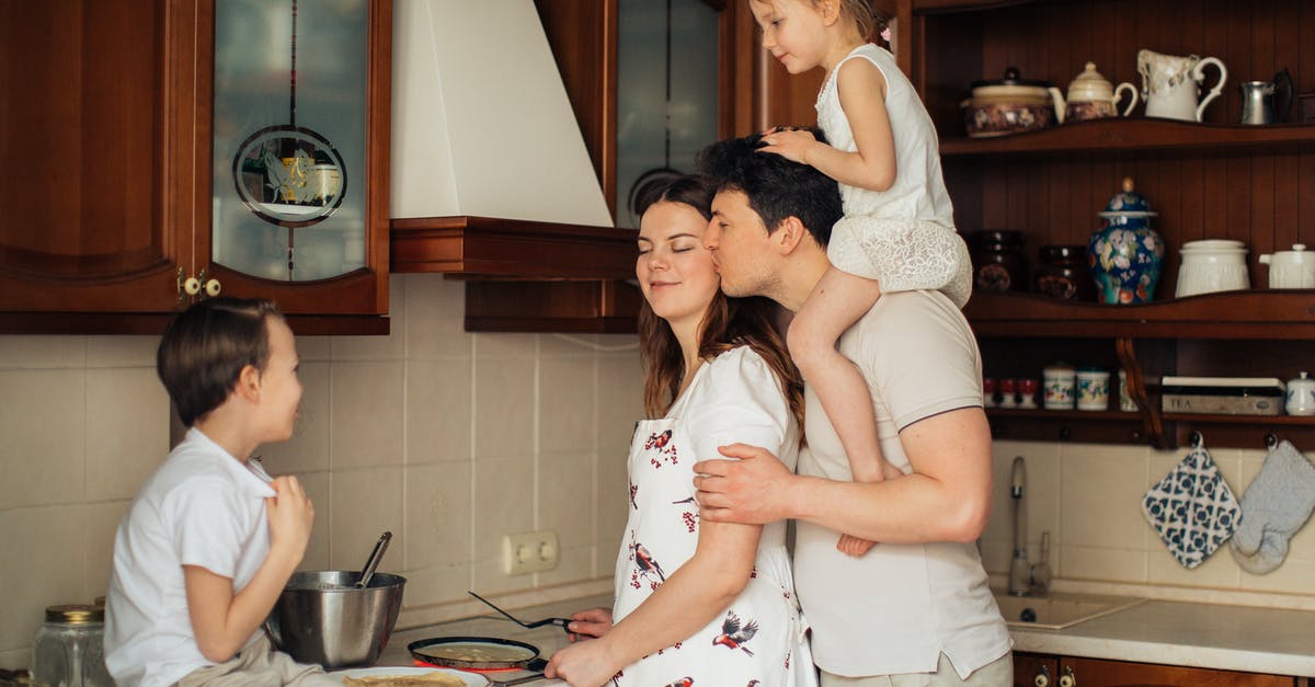 How to lock slot interaction to armor stands? - Photo of Man Kissing His Wife While Cooking