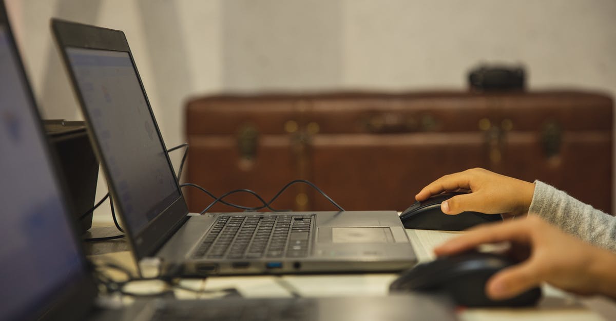 How to open the options menu without using the mouse in windowed mode? - Faceless pupils using mouses of laptops during lesson in school How to open the options menu without using the mouse in windowed mode? - Faceless pupils using mouses of laptops during lesson in school