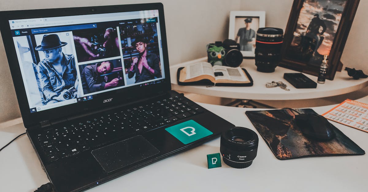 How to prevent camera zooming with mouse wheel? - Turned-on Black Acer Laptop