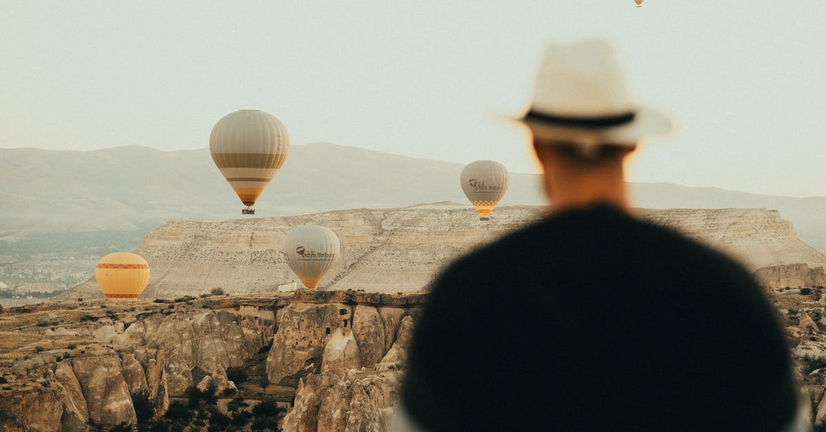 How to "fly" with elytra in Minecraft? - 