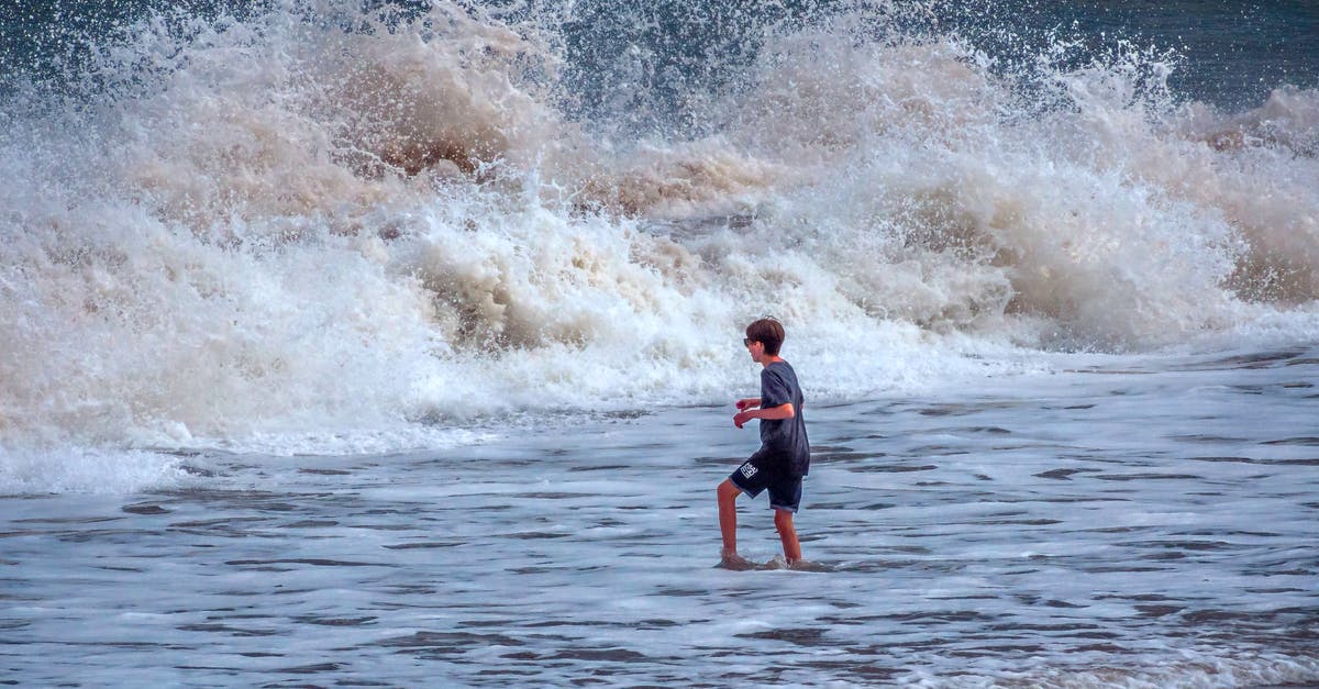 How to resolve Warzone crashing on Xbox? - Free stock photo of action, beach, big waves