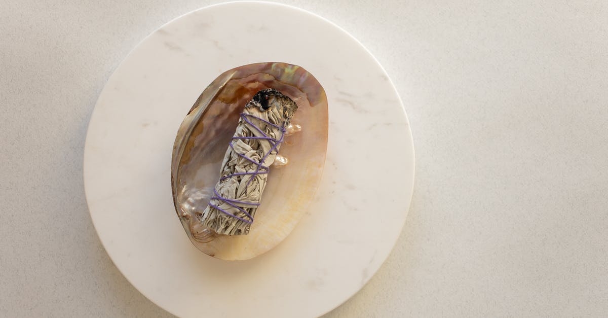 How to retrieve VIP ghost shell in Destiny: The Taken King? - Gold and Silver Foil on White Round Plate