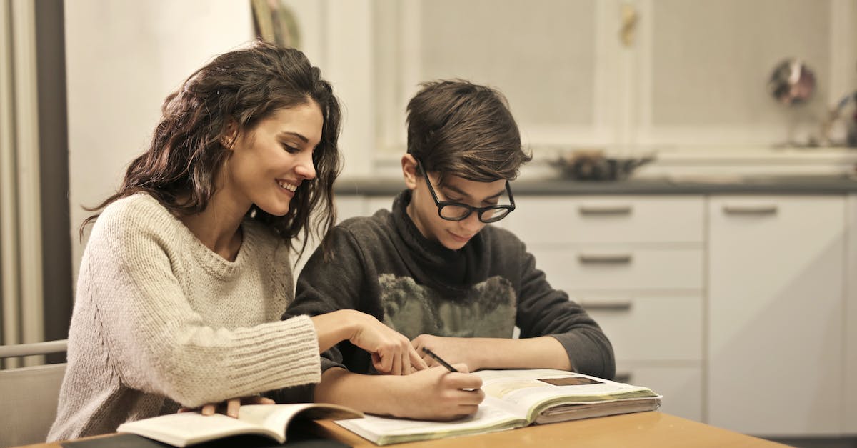 How to Solve Level 4 - Elder sister and brother studying at home