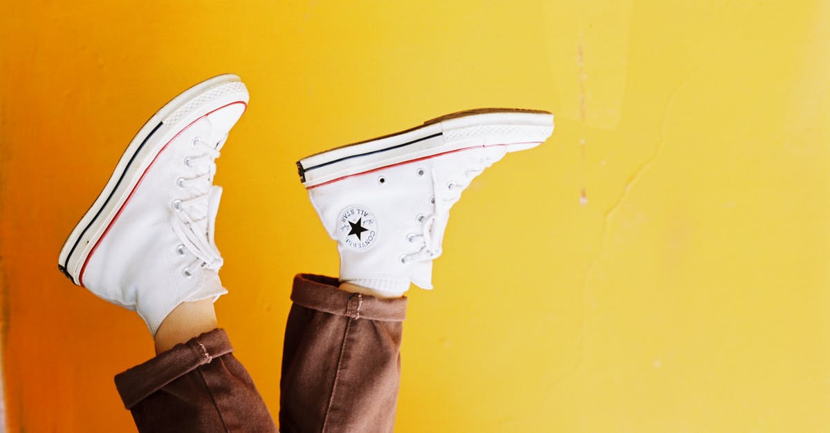 How to turn a branded warchief into a bodyguard for another uruk? - Photo of Person Wearing Converse All Star Sneakers