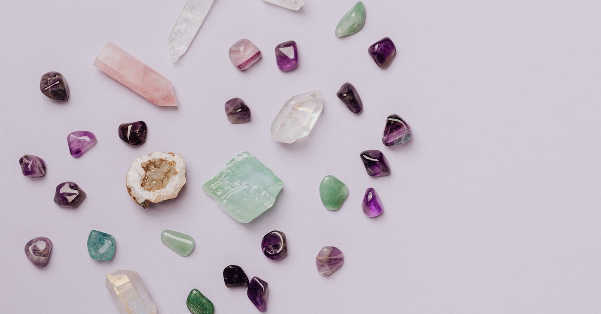 I'm wondering where to find Moonstone Ore in Skyrim - Photo Of Assorted Crsytals I'm wondering where to find Moonstone Ore in Skyrim - Photo Of Assorted Crsytals