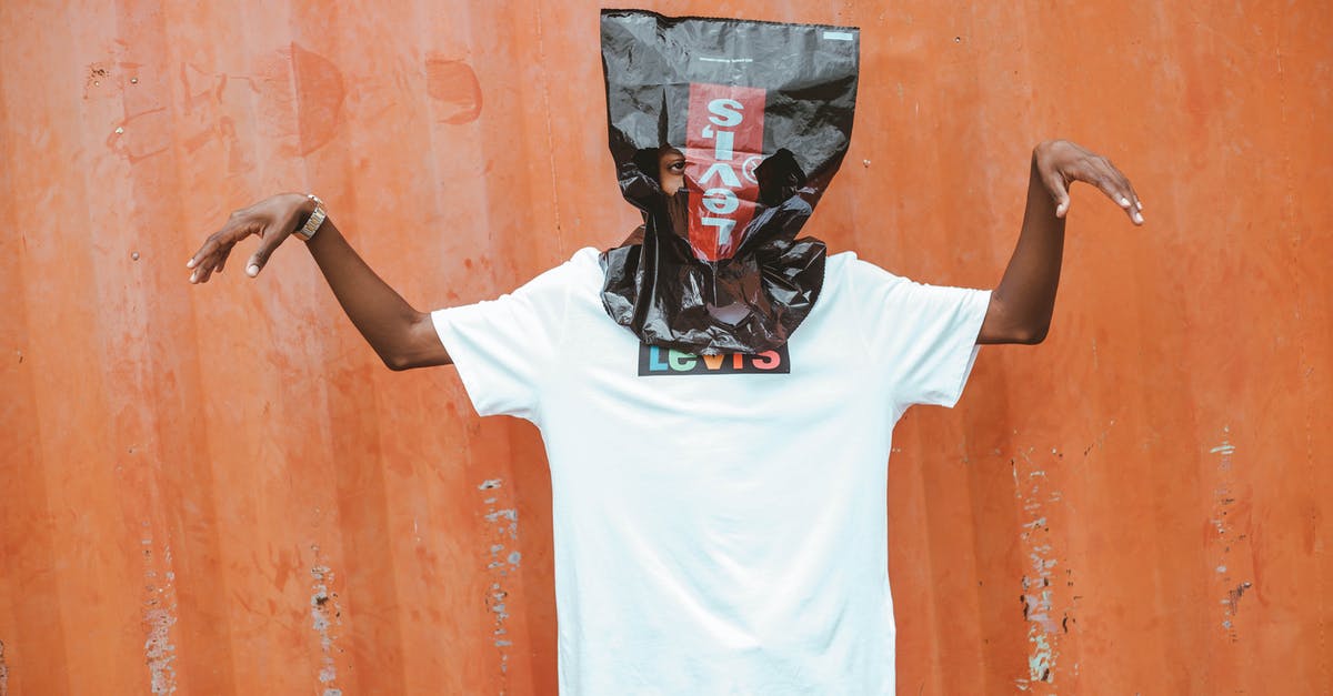 I can't trade a Powersave Mew to my friend, why? - Unrecognizable black person with packet on head