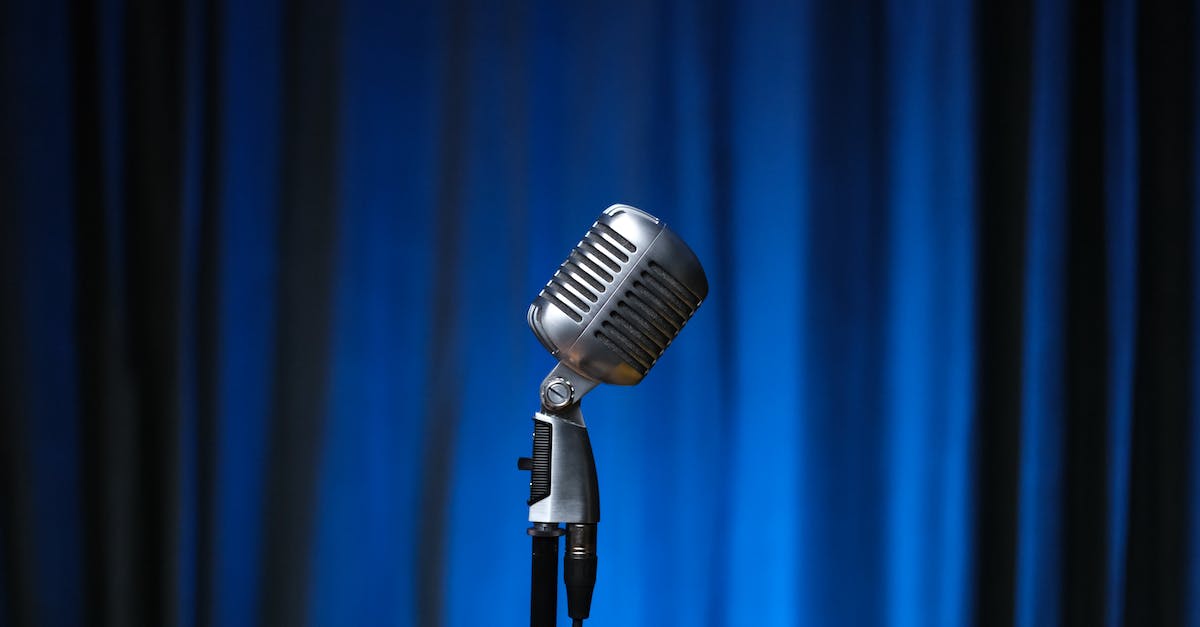 If a server is lagging, why is a sound made when blocks are broken, but not placed? [closed] - Vintage Microphone