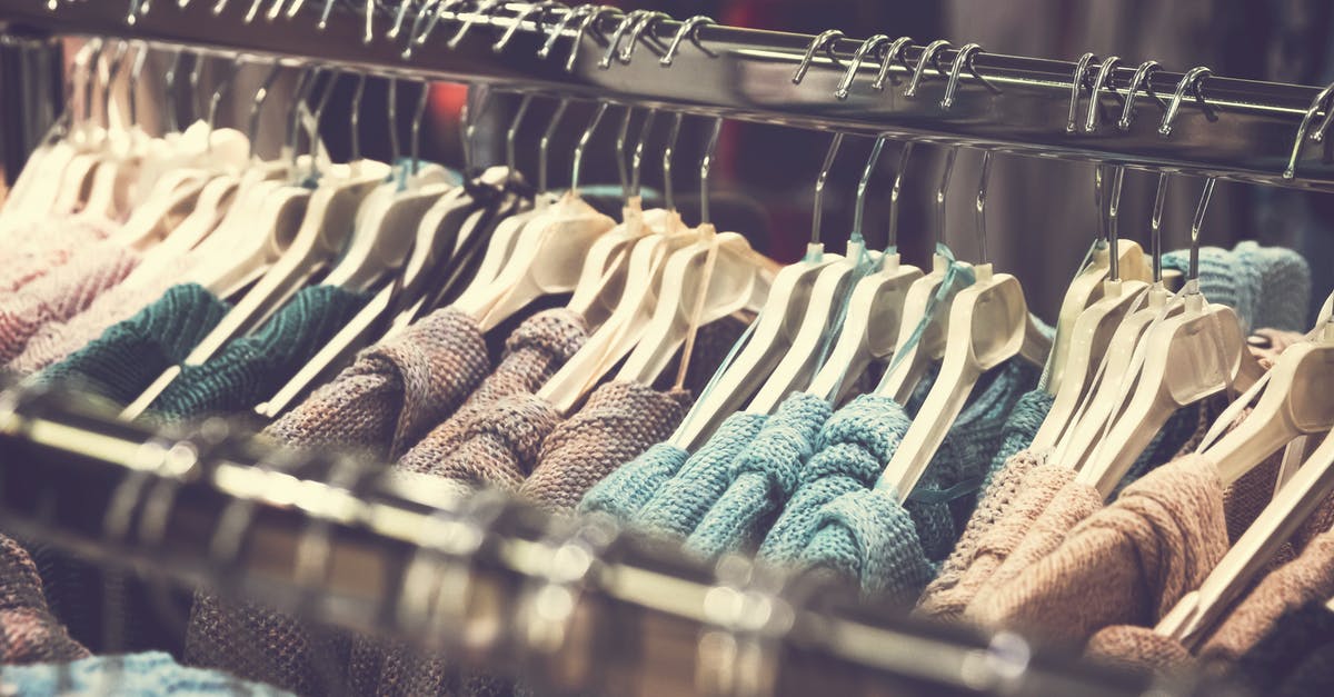 In Dead Cells, how does your level in the different colors work with split-color weapons? - Multi-colored Hunged Coats