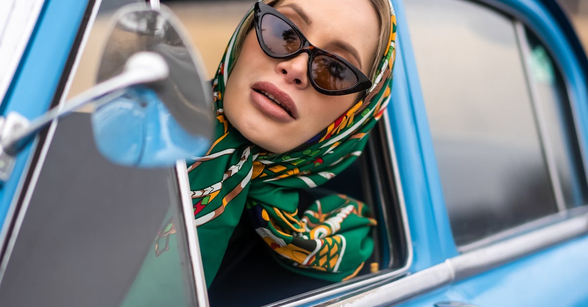 In GTA 4, does driving a particular vehicle make it appear more often? - Stylish woman driving car and looking at window In GTA 4, does driving a particular vehicle make it appear more often? - Stylish woman driving car and looking at window
